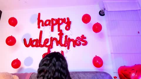 OnlyFans summer holiday online show from February 14, 9:13 am