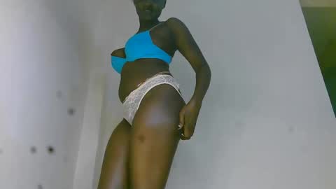 summerdew online show from April 19, 6:10 pm