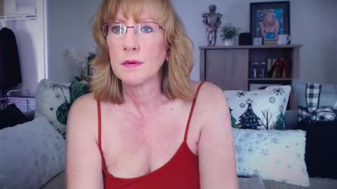 SummerKnightzzz online show from January 14, 2:00 pm