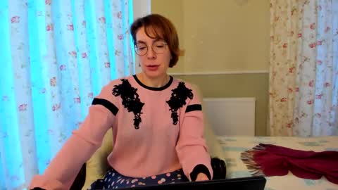 Snapshot of summerliza chatting on January 13, 7:11 am summerliza online show from January 13, 7:11 am
