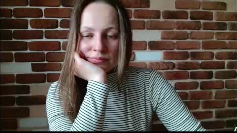 sun__shadow online show from April 24, 8:06 am