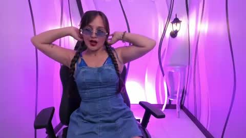 sun_set1 online show from June 11, 7:54 pm
