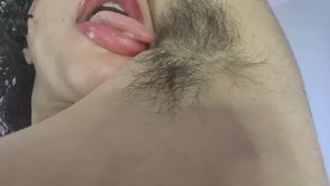 Aillyn Perez online show from July 15, 2:44 pm
