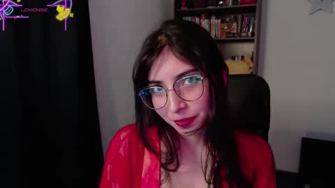 Snapshot of sunflower_uwu chatting on October 16, 2:41 pm violetta online show from October 16, 2:41 pm