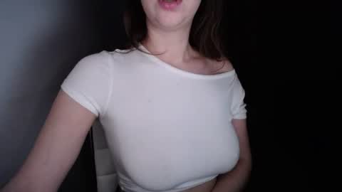 sunshine_in_your_life online show from December 5, 3:28 am