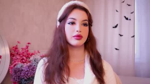 Hello My name Lola online show from November 20, 10:38 am