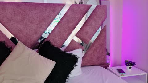 Susann online show from April 5, 12:15 pm