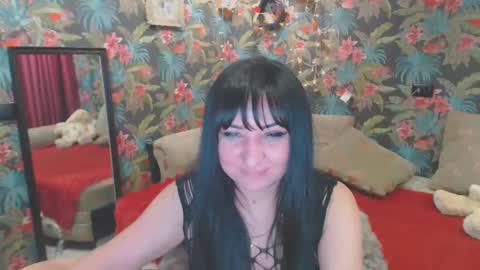 SusanLaNice online show from December 6, 3:22 pm