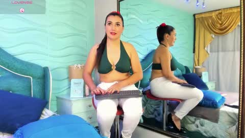 susanslim online show from March 22, 1:28 pm