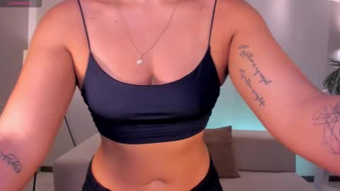 Sussy Bell online show from October 19, 5:04 pm