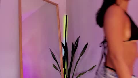 Sussy online show from November 17, 5:57 pm