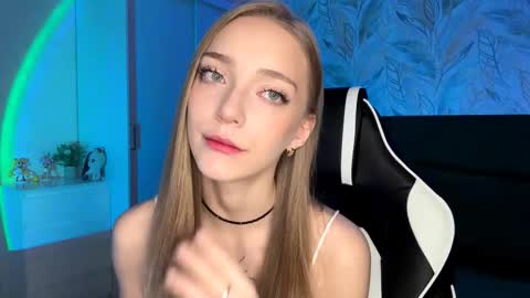 Jessica online show from November 2, 4:21 pm