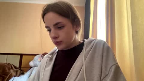 Emila online show from April 24, 12:41 pm