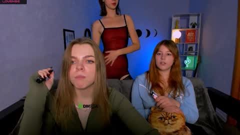 suzi_love online show from October 16, 11:40 pm