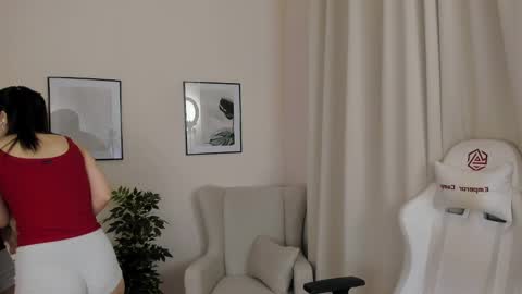 Suzy  next stream  Thursday Friday Saturday online show from January 19, 1:32 am