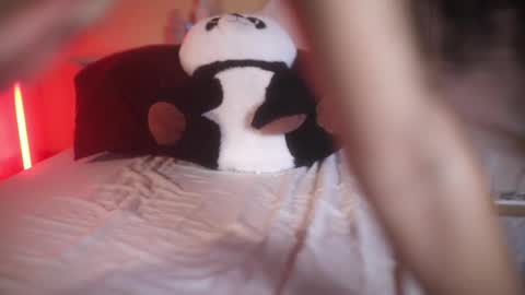 Snapshot of suzysuza chatting on October 14, 4:09 pm suzysuza online show from October 14, 4:09 pm