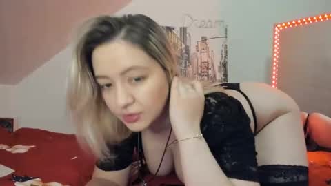 Anne Marie online show from January 31, 4:47 am