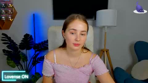 Snapshot of sweet__amily chatting on September 30, 6:19 am Sweet Amily online show from September 30, 6:19 am