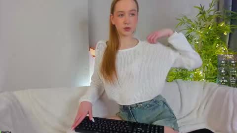 Monica  GTM 3MoTuWeFrSa 500pm-1000pm  online show from November 26, 2:01 am