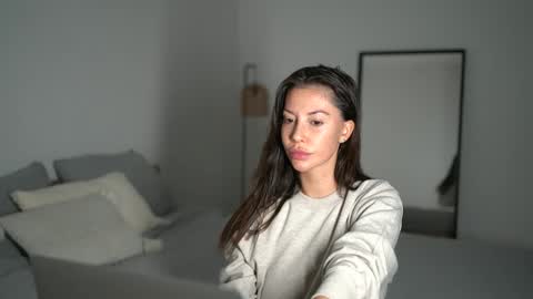 Dorothea online show from November 2, 9:07 pm