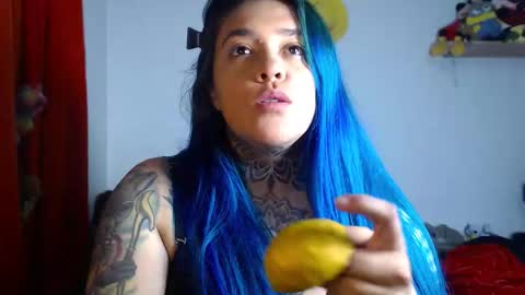 Bubbles online show from November 25, 2:25 am