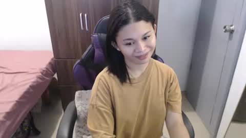 sweet_cassyxx online show from February 9, 3:25 pm