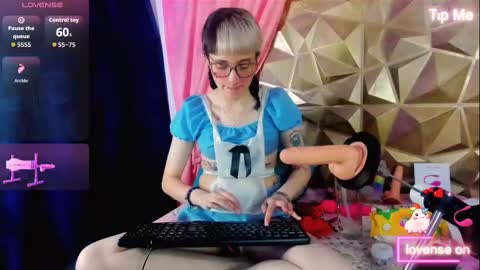  emmili  online show from October 2, 12:54 pm