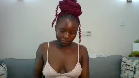 Snapshot of sweet_jenica chatting on March 4, 5:11 am ESTHER NEEMA online show from March 4, 5:11 am