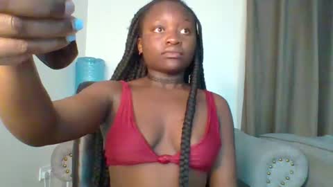 Snapshot of sweet_jenica chatting on January 3, 4:33 am ESTHER NEEMA online show from January 3, 4:33 am