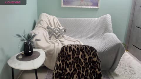 Helen online show from September 22, 6:12 am