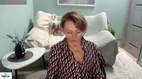 Helen online show from December 4, 11:23 am