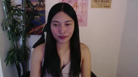 Snapshot of sweet_lady14 chatting on October 28, 2:39 am sweet_lady14 online show from October 28, 2:39 am