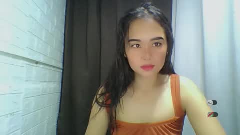 LAIKA online show from October 14, 1:19 am