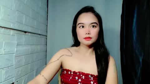 LAIKA online show from April 12, 2:47 am