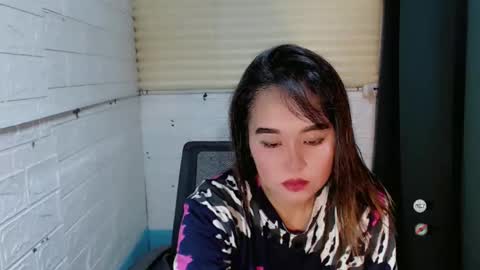 LAIKA online show from January 18, 2:58 am