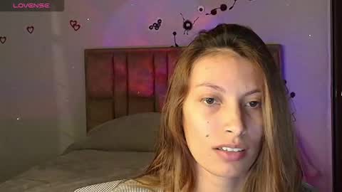 sweet_moon_v_ online show from January 8, 11:31 pm