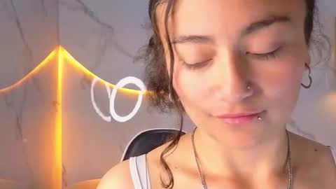 Live 1500am 2100pm online show from December 19, 11:30 pm