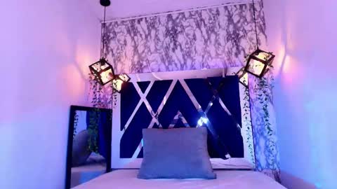  Daniela  online show from February 7, 1:15 pm