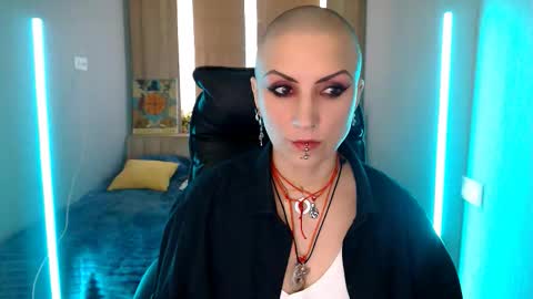 sweet_n_strong online show from March 25, 11:35 am