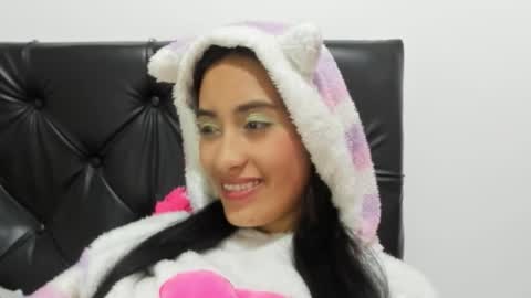 Nhaomy online show from November 21, 4:03 am