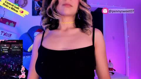 Snapshot of sweet_penny_ chatting on December 8, 4:07 pm Penny online show from December 8, 4:07 pm