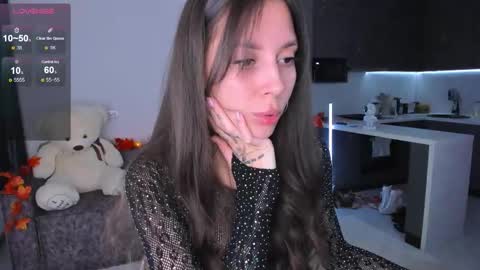 Ashley online show from October 29, 6:43 pm