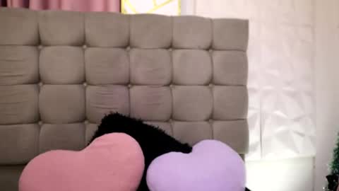 Sammy Lauren online show from December 22, 4:04 am