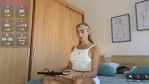 Snapshot of sweet_sophia90 chatting on March 2, 2:04 pm Sophia Medina online show from March 2, 2:04 pm