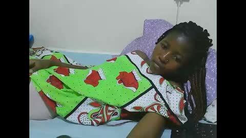 Snapshot of sweet_tattiana chatting on February 8, 9:13 am Tatty online show from February 8, 9:13 am
