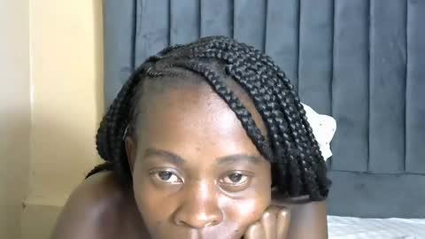 Snapshot of sweetalianah chatting on February 25, 7:06 pm LIANAH online show from February 25, 7:06 pm