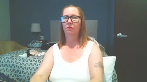 Snapshot of sweetandnaughty123 chatting on October 7, 3:33 am sweetandnaughty123 online show from October 7, 3:33 am