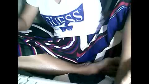 Snapshot of sweetbella24 chatting on February 26, 2:38 pm im anne online show from February 26, 2:38 pm