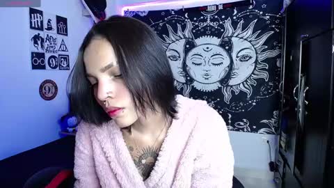 sweetbitter_ online show from February 23, 7:23 pm