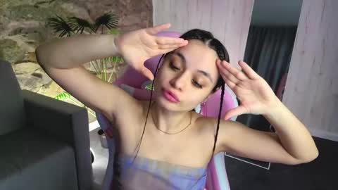 Kim online show from February 6, 7:01 am